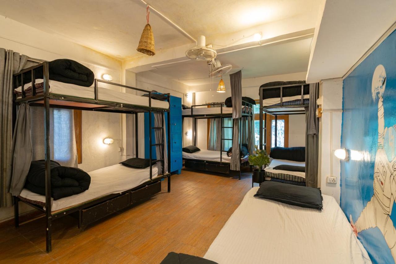 Nomads Hostel Kasol Dış mekan fotoğraf