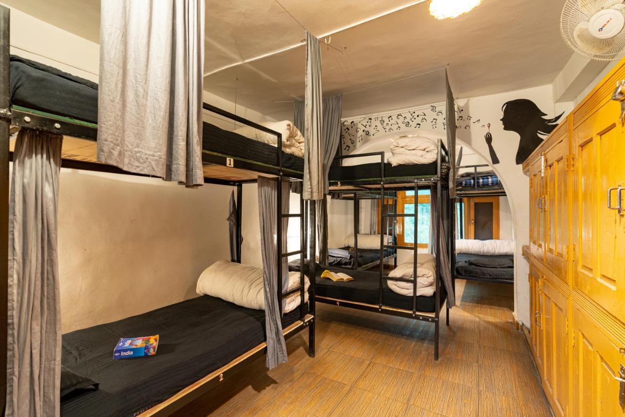 Nomads Hostel Kasol Dış mekan fotoğraf